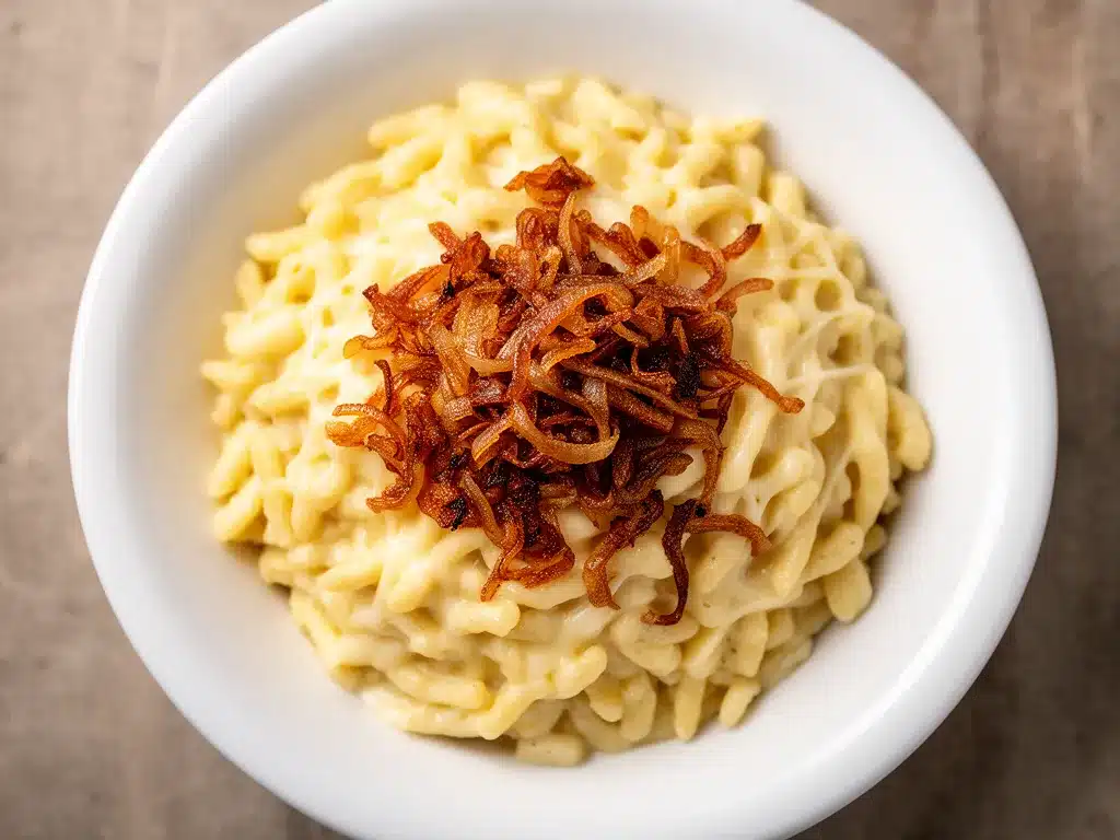 Cremige Käsespätzle: Das beste Rezept für Knusperzwiebeln 4 Cremige Käsespätzle mit Röstzwiebeln preparation steps