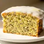 Saftiger Zitronen-Mohn-Kuchen - featured image